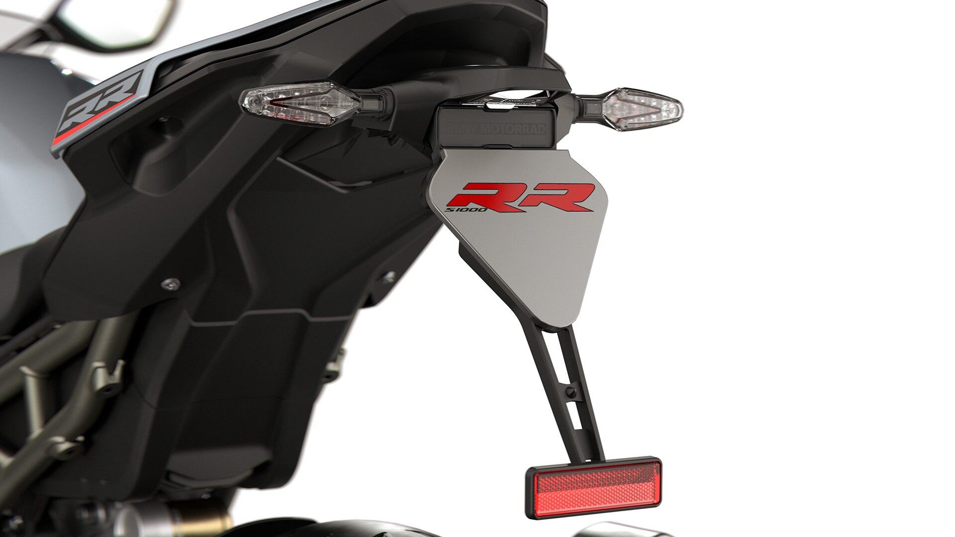 The dynamic rear end with a short number plate carrier on the S 1000 RR